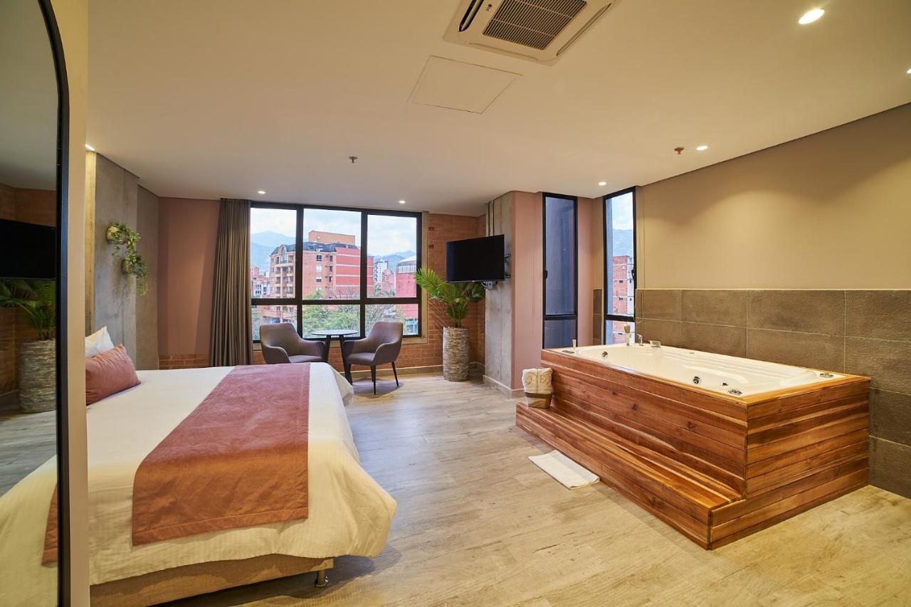 Eutopiq Hotel 麦德林 外观 照片