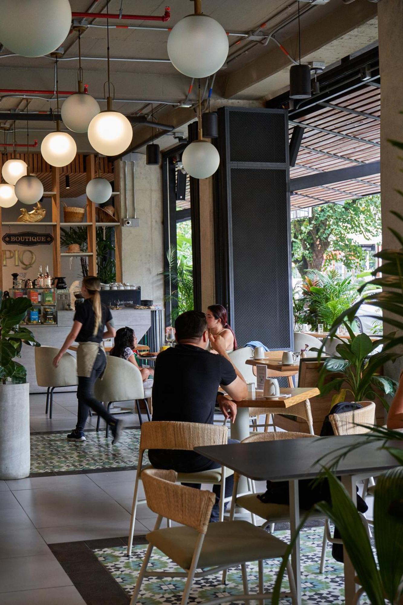 Eutopiq Hotel 麦德林 外观 照片